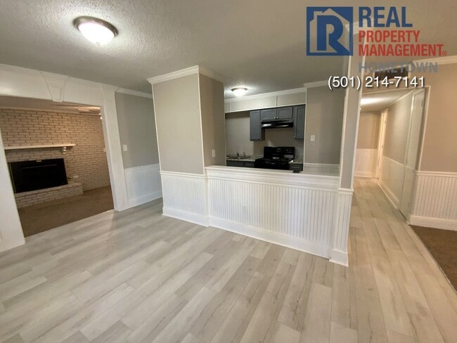 Photo - 8600 Winston-