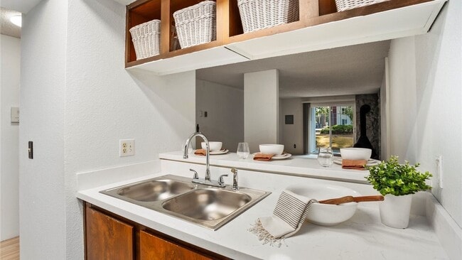 Photo - 14635 NE 32nd St