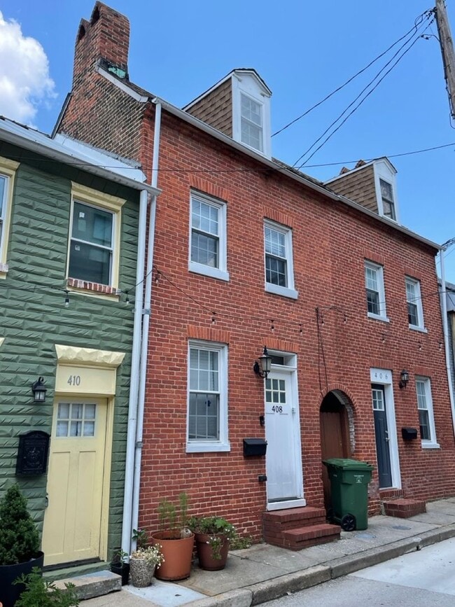 Building Photo - 406 S Durham St Rental