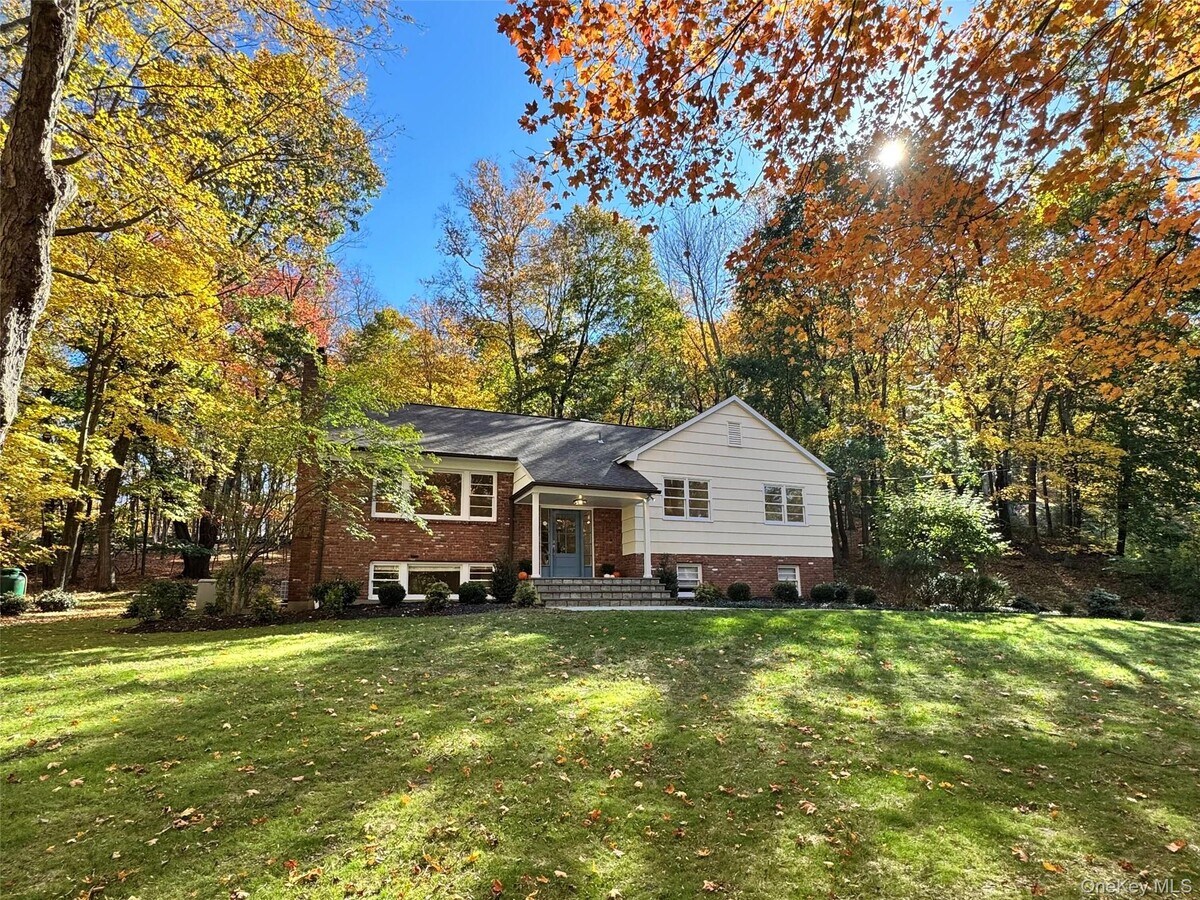 Photo - 341 Millwood Rd