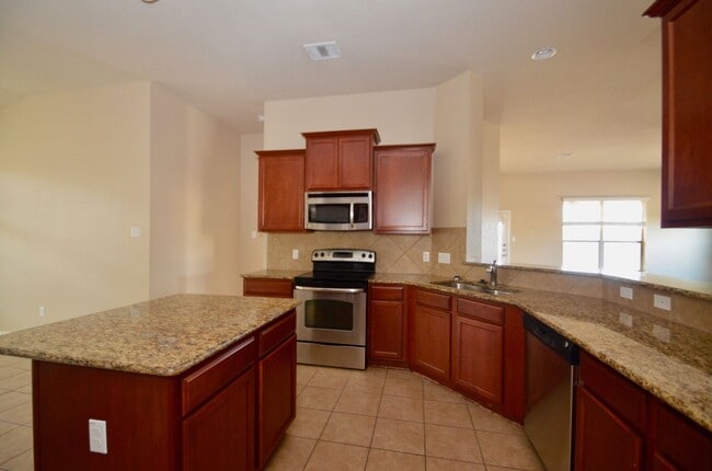 Photo - BEAUTIFUL New Home Available NOW!