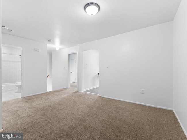 Photo - 1809 Silver Ct