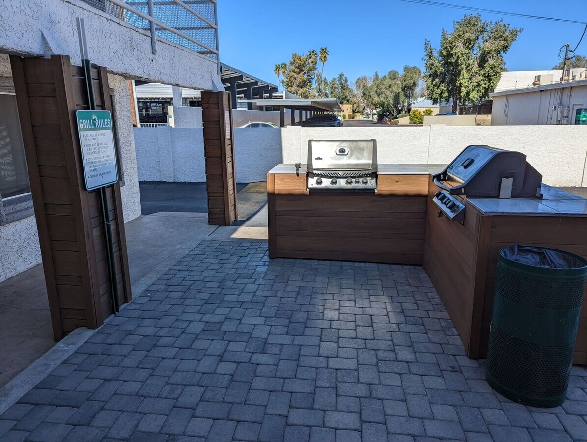 Photo - 3620 N Miller Rd Unit 3.1345630