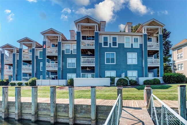 Building Photo - 18663 Vineyard Point Ln Rental