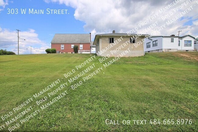 Photo - 303 W Main St