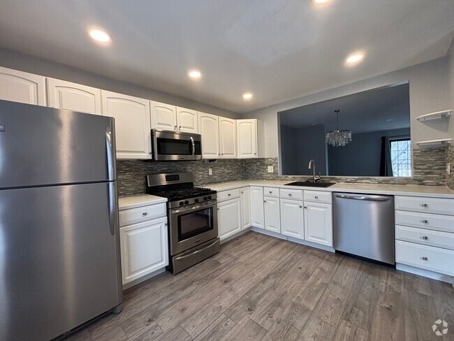 Building Photo - Parkview Hills - 3 Bedroom, 2.5 Bathroom C... Rental