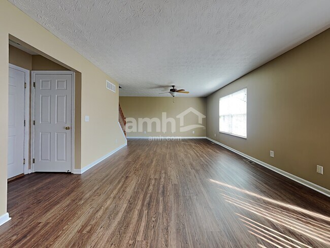 1468 Vanderlyn Ct