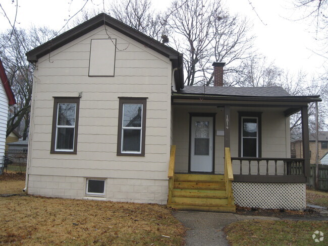 Building Photo - 1814 Hutchins Ave Rental