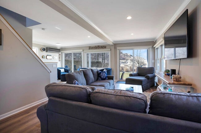 Building Photo - 2 Clifton Ave Unit ID1429739P