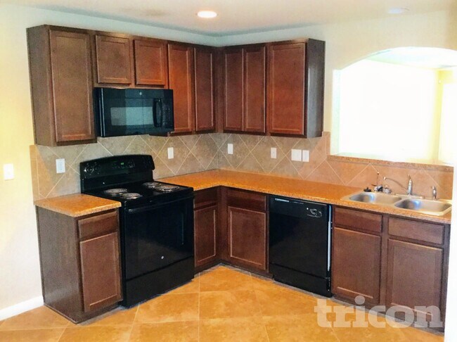 Photo - 5118 Badland Beacon