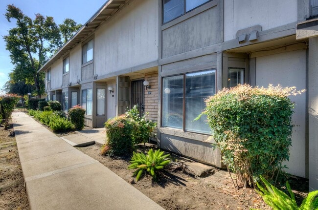 Photo - 4676 E Alamos Ave