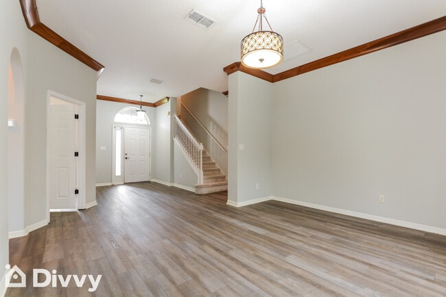 Photo - 2806 Strand Loop Ct