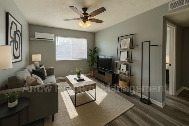 Photo - 1730 G St Unit 12