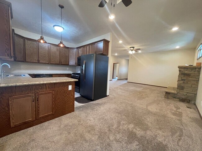 Photo - Home For Rent Bellevue.