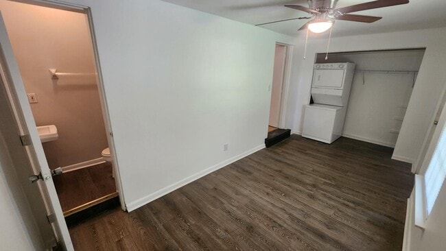 Photo - 3221 Broadway