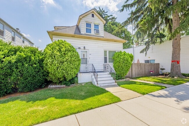 Building Photo - 6461 N Newark Ave Rental