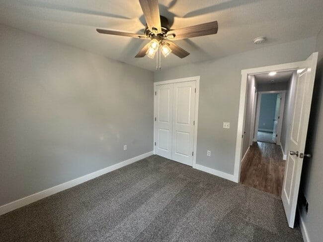 Photo - NEWER BUILD!! 3 Bed/ 2 Bath ~~ Open Floor Plan