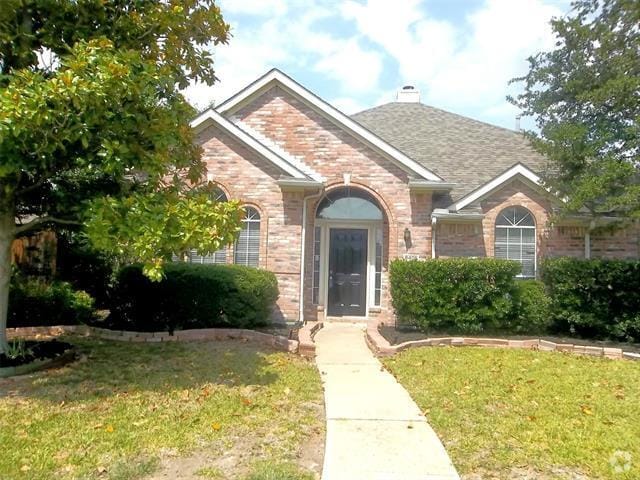 Building Photo - 8405 Greenfield Dr Rental