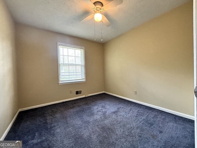 Photo - 405 Elder Rd