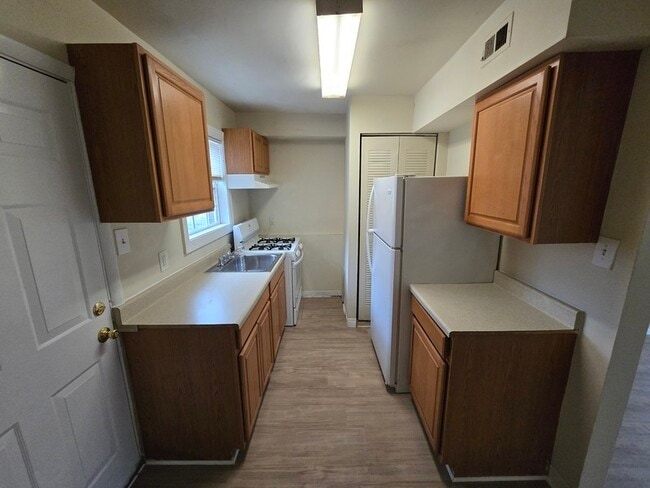 Photo - 1707 Chicago Ave