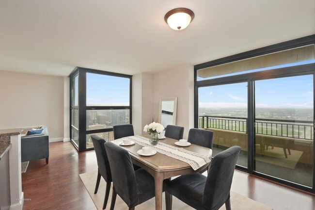 Photo - 1160 S Michigan Ave Unit 3103