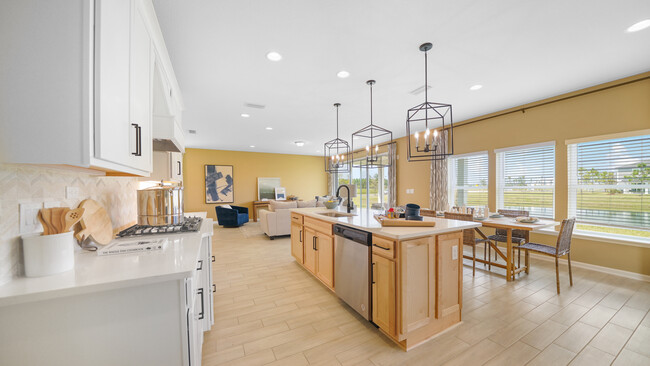 Photo - 27 Goldcrest Wy House
