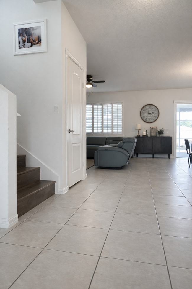 Photo - 16389 Yelloweyed Dr