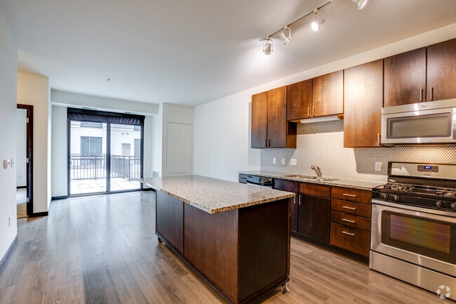 Velo 1BR,1BA – 722SF – Jamis