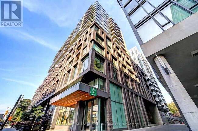 Photo - 111 Bathurst St Unité 1610