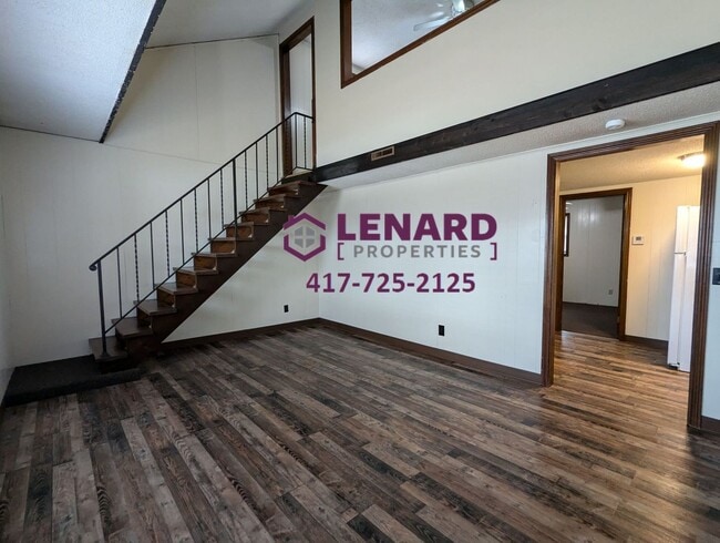 Photo - 245 W College St Unit 245 W College #1