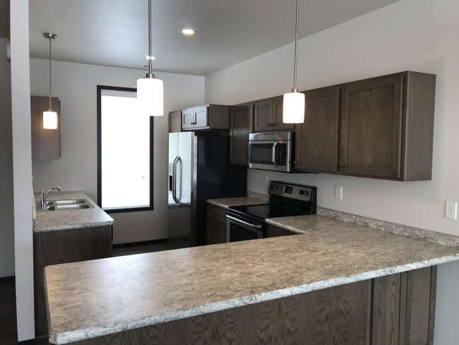 Photo - 723 14th St SE Townhome