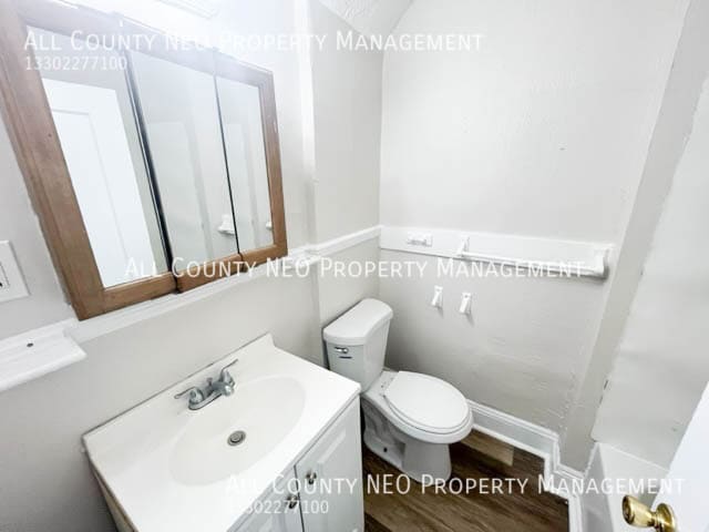 Photo - 1380 E 171st St