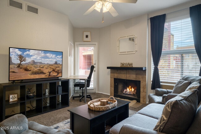 Photo - 154 W 5th St