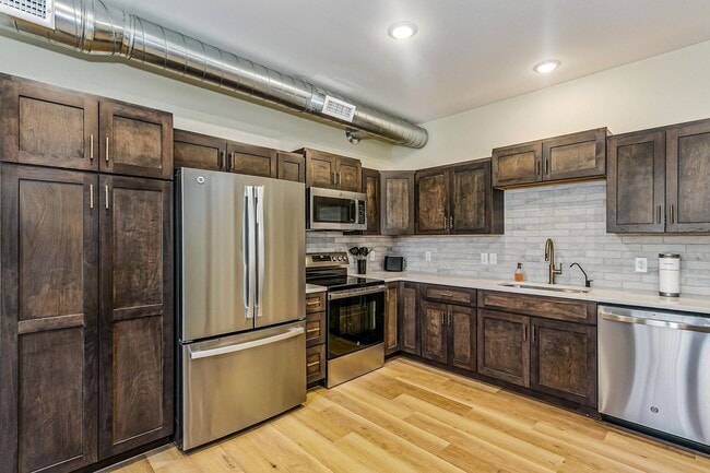 Photo - CORPORATE LEASE AVAILABILITY FOR 3, 6, OR 12 MONTHS! ALL BILLS AND PARKING INCLUDED! Unit 102