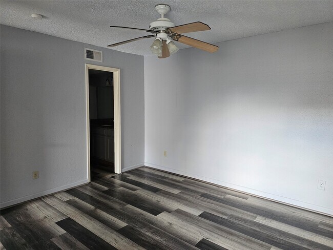 Building Photo - 2750 Holly Hall St Unit 702