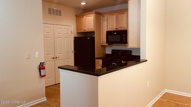 Photo - 523 Sophee Ln