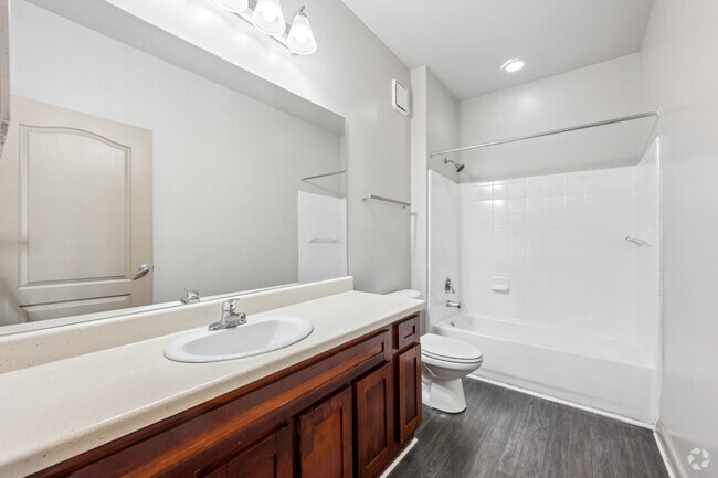 3BR, 2BA - 1,204SF - Primary Bathroom