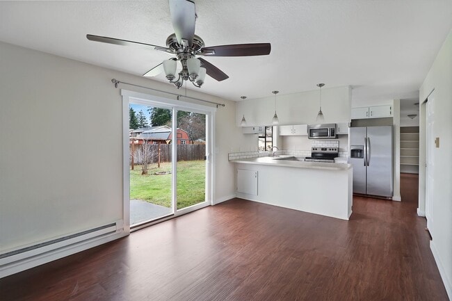 Photo - 3 Bed 2 Bath - Pet Friendly - NAS Whidbey