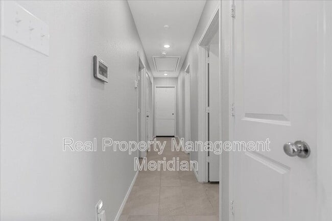 Photo - 8730 Texas Risinger Dr