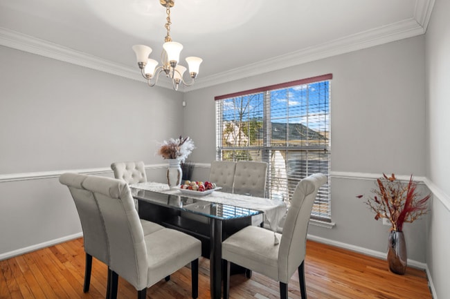 Photo - 13810 Mapledale Ave