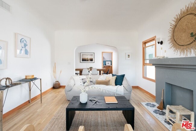 3009 Virginia Rd Unit 1/2