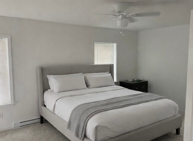 Photo - 13 S Main St Unit 13