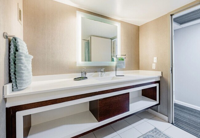 14703 Park Row Blvd Unit 2022