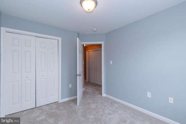 Photo - 228 Morlatt Ln