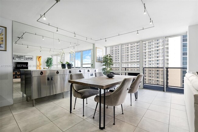 Photo - 600 NE 36th St Unit PH2