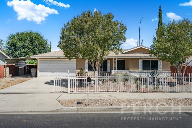 41344 Mayberry Ave