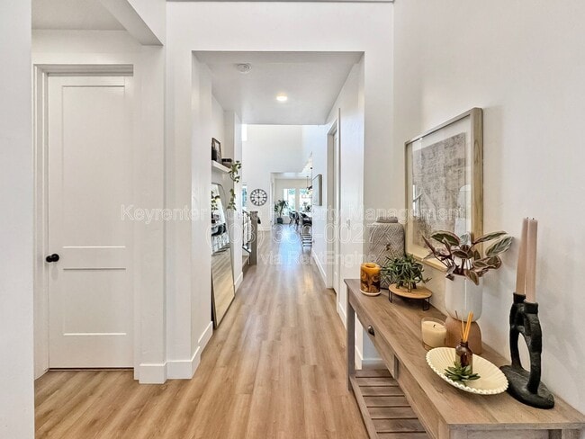 Photo - 8168 W Brooks Dr