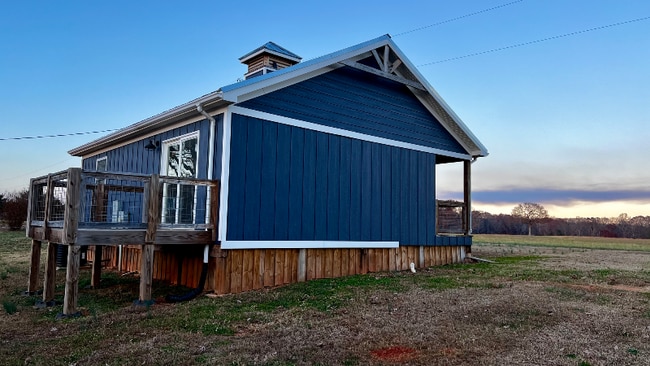 Photo - 3320 Sullivan Rd