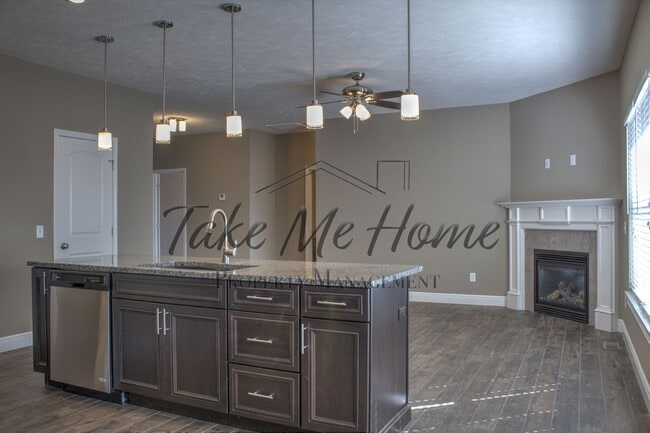 Photo - Springfield Schools with Strafford Address!