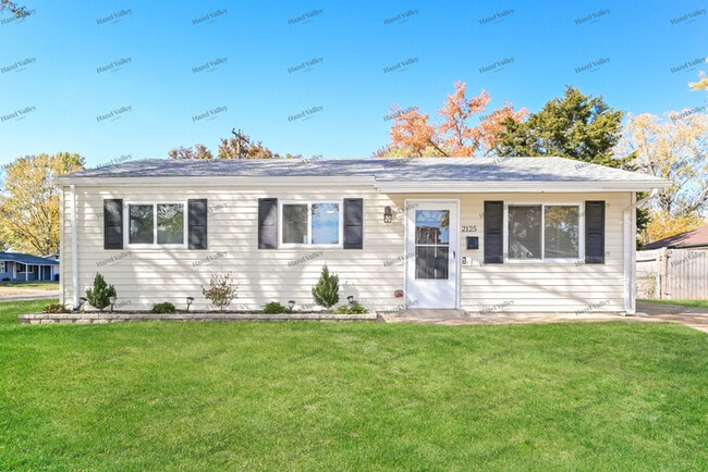 Building Photo - 2125 Grants Pkwy